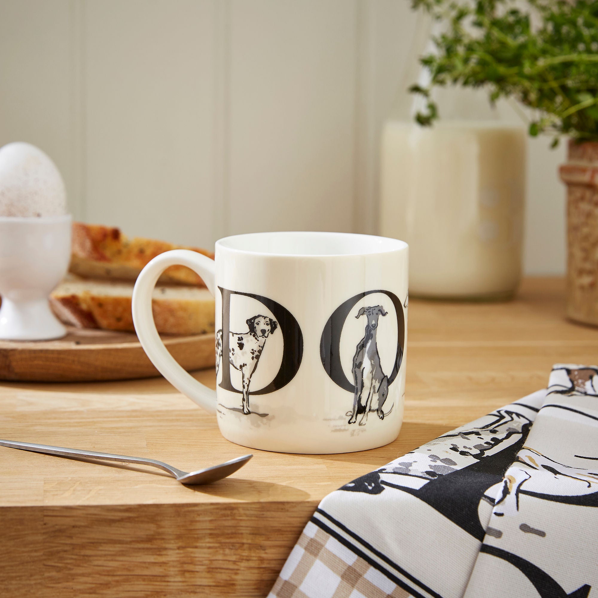 ulster-weavers-country-dogs-bone-china-tasse-in-braun image 2