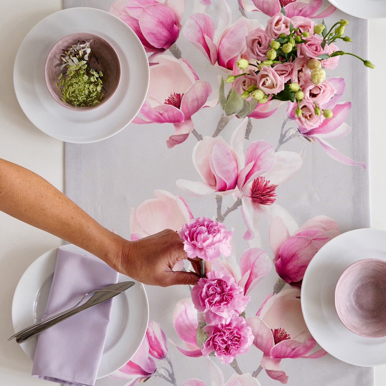 apelt-3107-kissenbezug-magnolien-motiv-springtime image 3