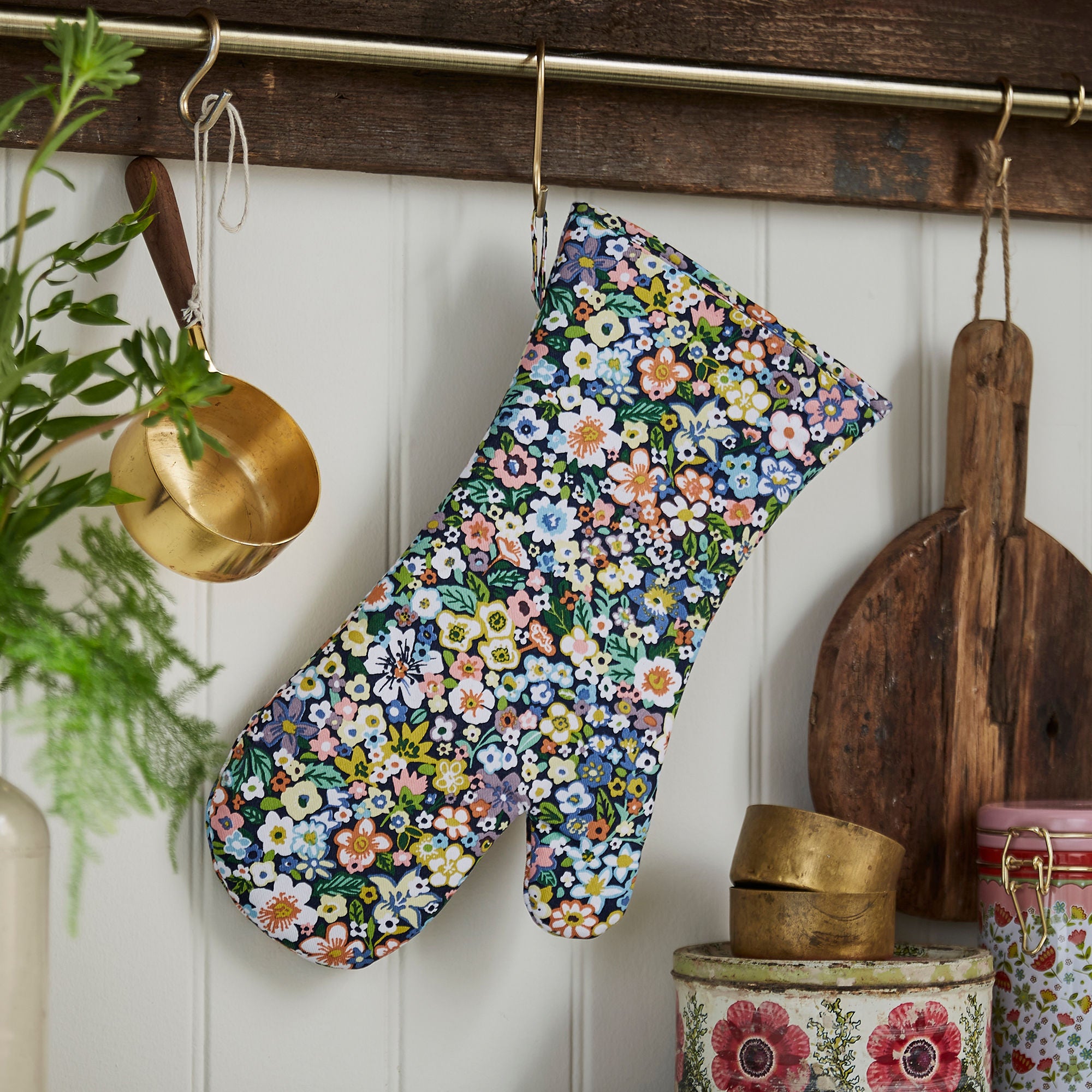ulster-weavers-confetti-floral-ofenhandschuh-stulpe-multicolor image 2