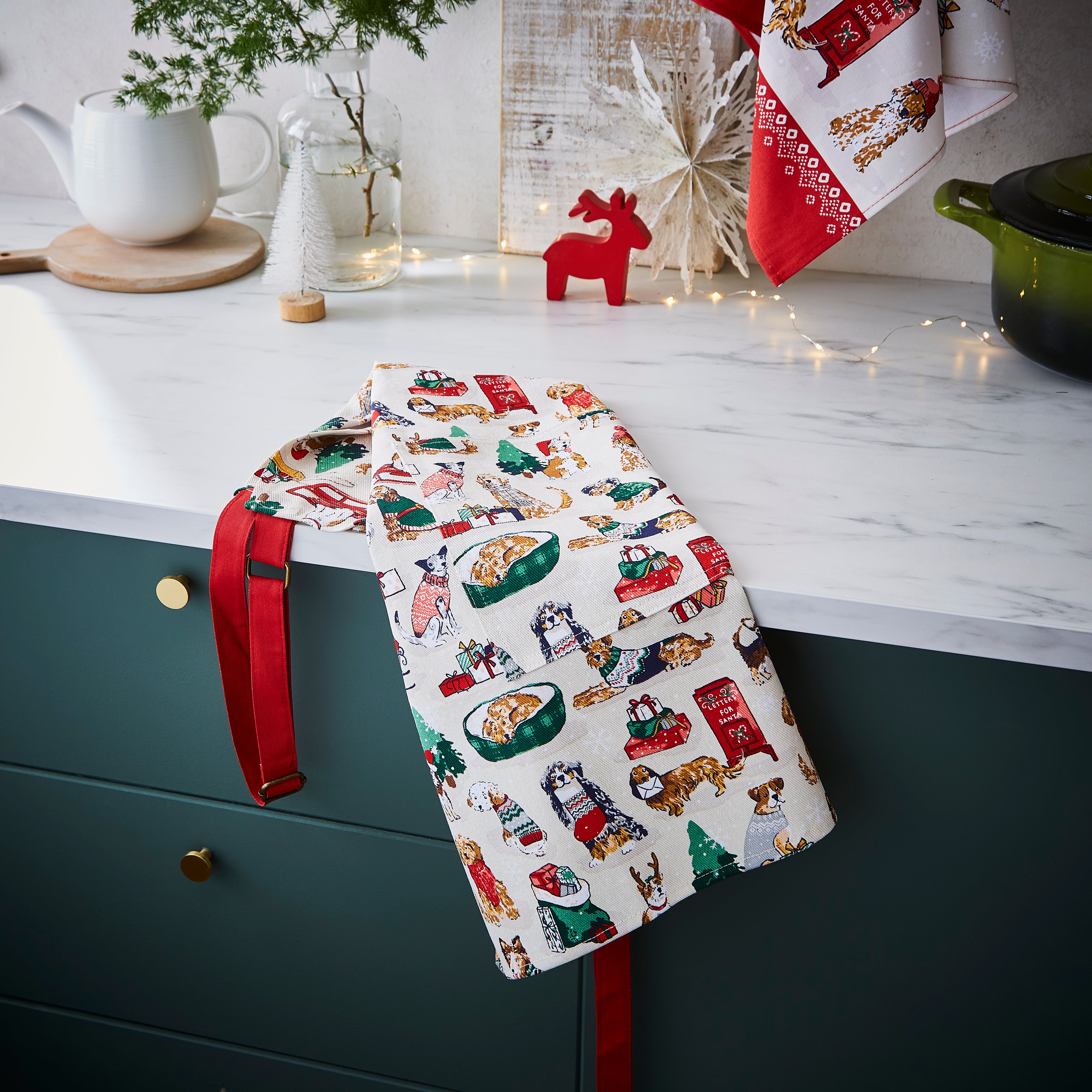 ulster-weavers-merry-mutts-weihnachtssch-rze-aus-baumwolle-in-rot image 2