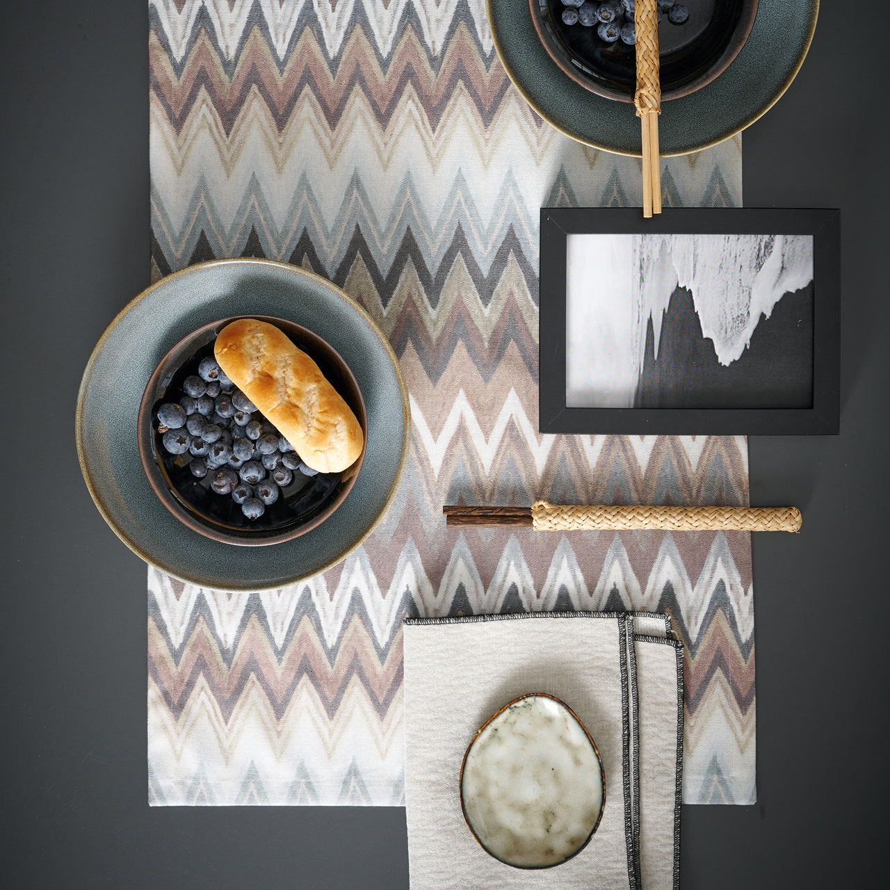 apelt-zigzag-tischl-ufer-zick-zack-look-home image 1