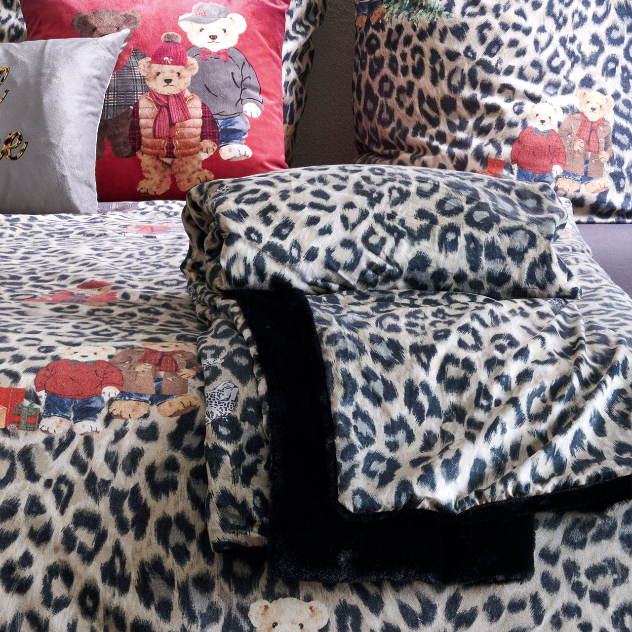 apelt-maurice-plaid-fake-fur-uni-mit-leoprint image 2
