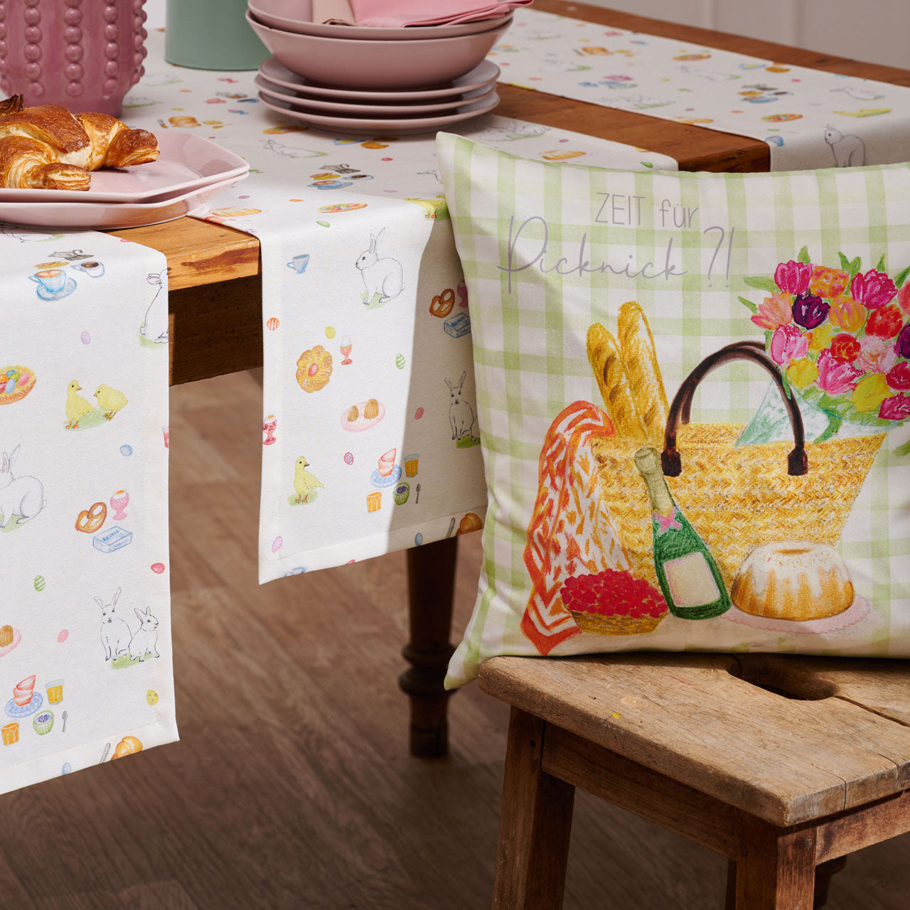 apelt-6726-kissenbezug-picknick-springtime-satin image 3
