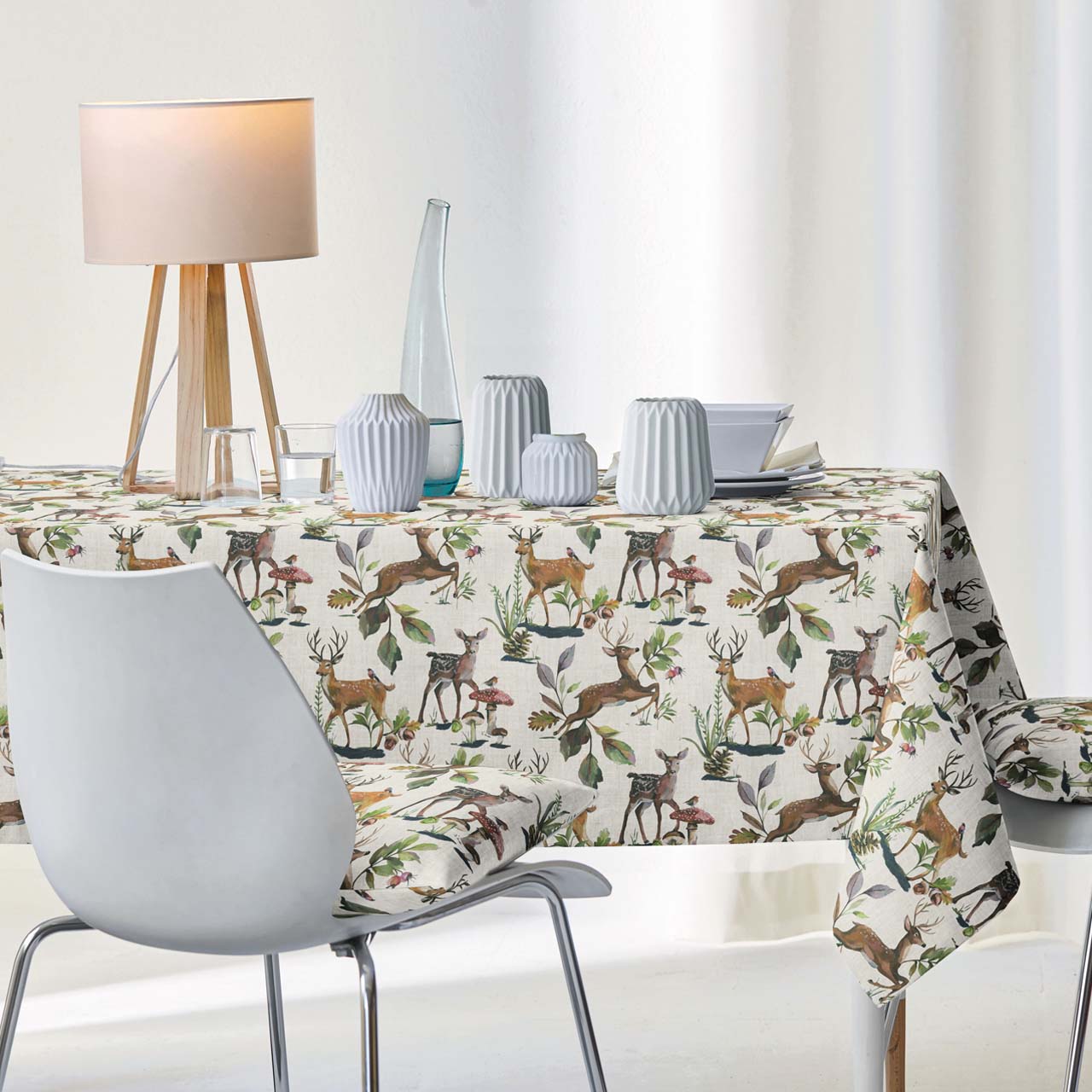 apelt-5883-tischdecke-herbstmotiv-waldtiere image 1