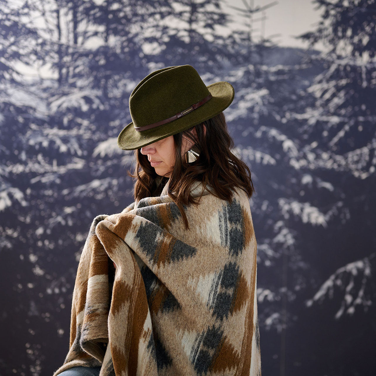 apelt-sierra-plaid-ethnolook-wolle-merino-jacquard image 5