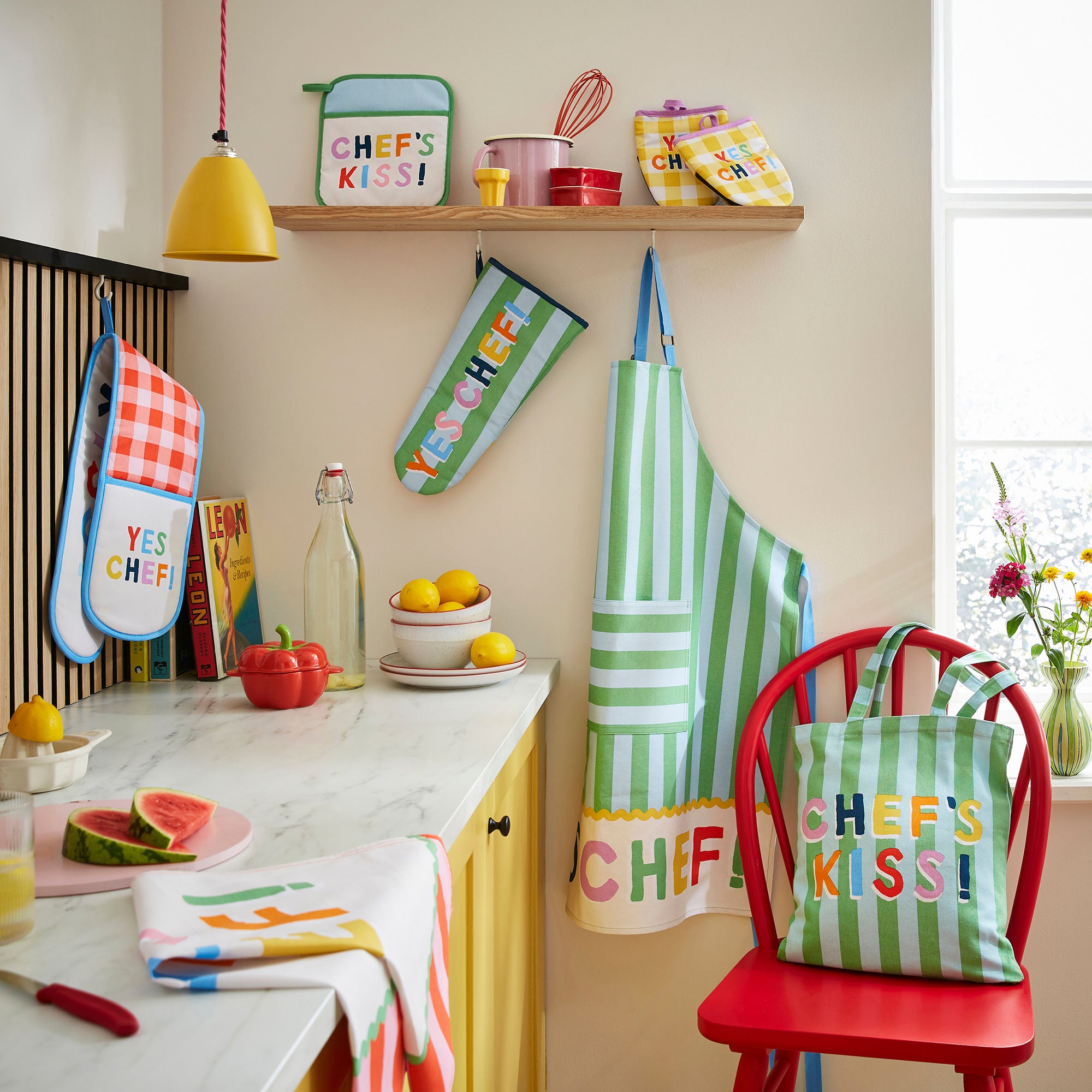 ulster-weavers-yes-chef-mikrowellenhandschuhe-paar-in-multicolour image 3