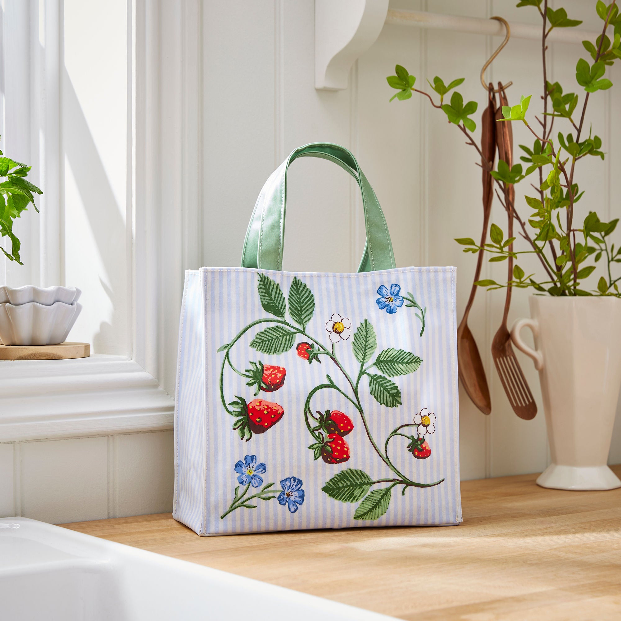 ulster-weavers-strawberry-patch-tasche-klein-gr-n-pvc-baumwolle image 2