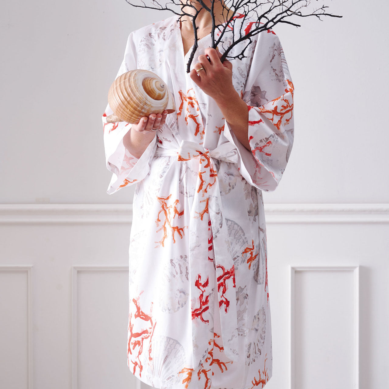 apelt-coral-kimono-baumwoll-satin-korallen-muscheln image 1