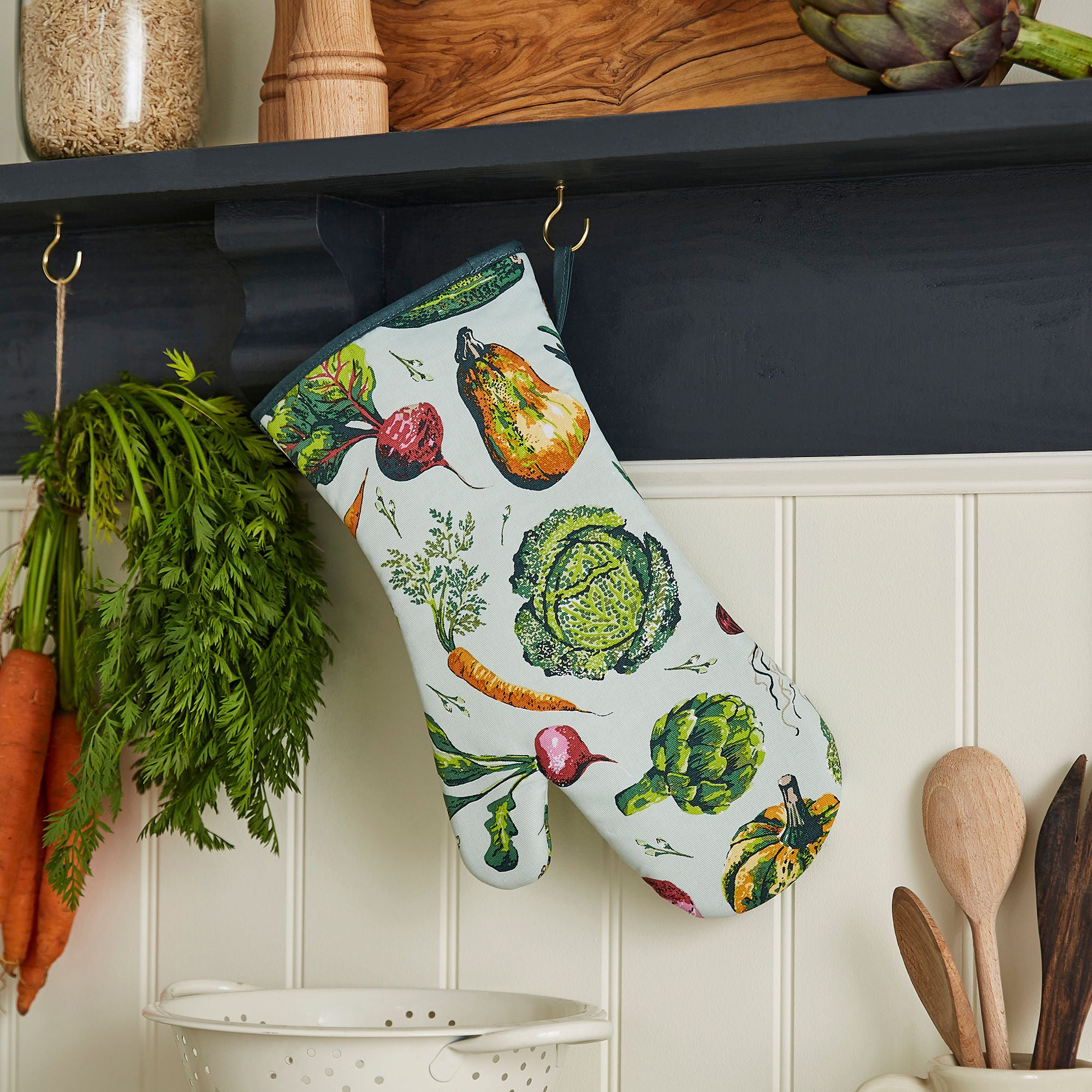 ulster-weavers-vegetable-medley-ofenhandschuh-lang-in-multicolour image 2