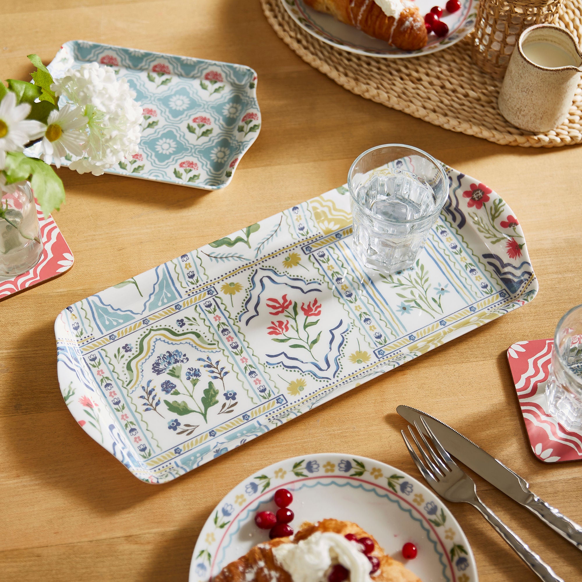 ulster-weavers-boho-floral-kleines-serviertablett-in-mehrfarbig image 2