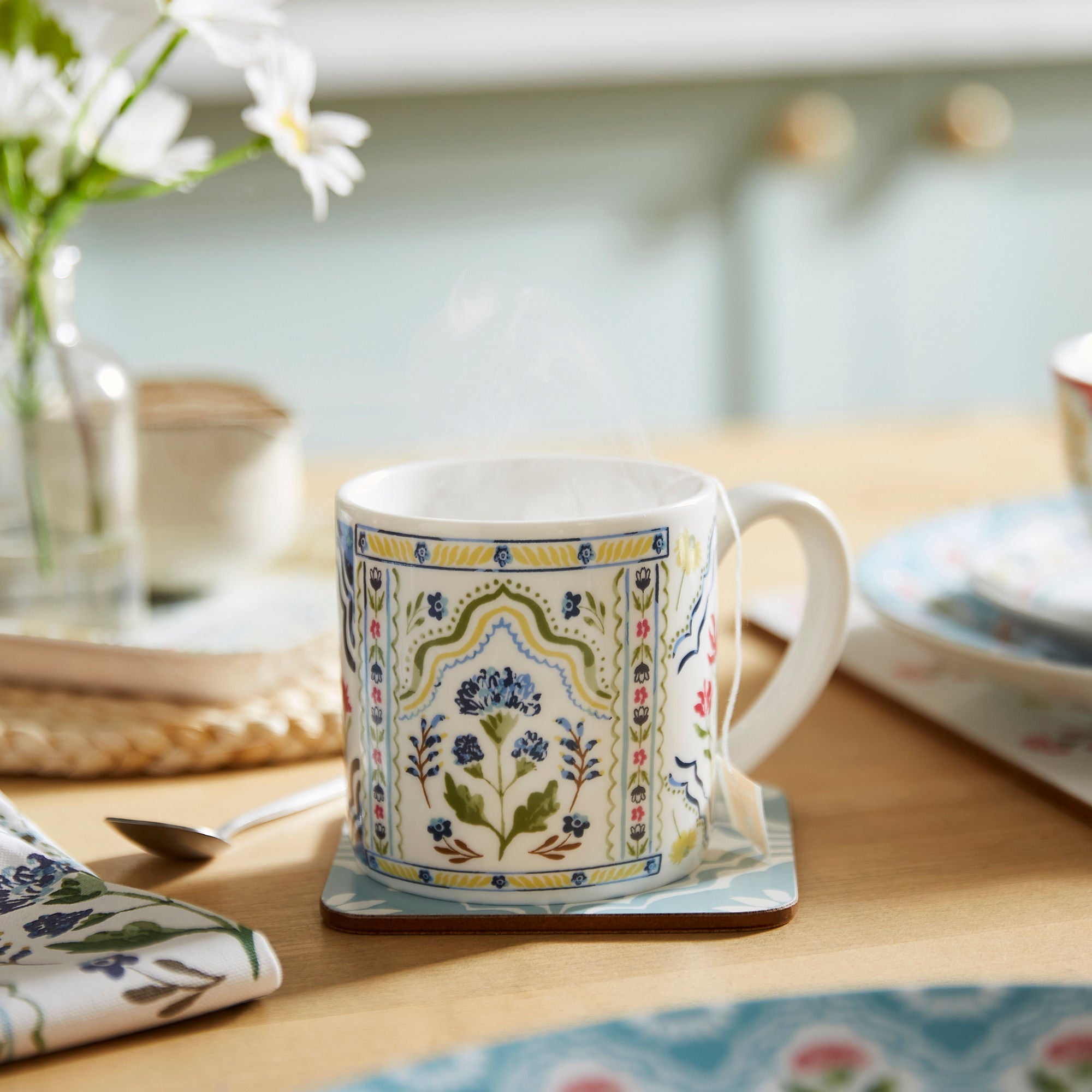 ulster-weavers-boho-floral-tasse-becher-new-bone-china-in-multicolour image 2
