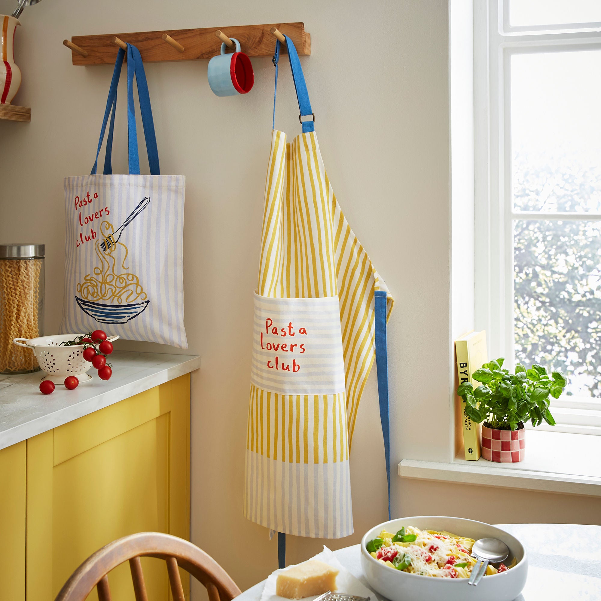 ulster-weavers-pasta-lovers-club-einkaufstasche-gelb-baumwolle image 3