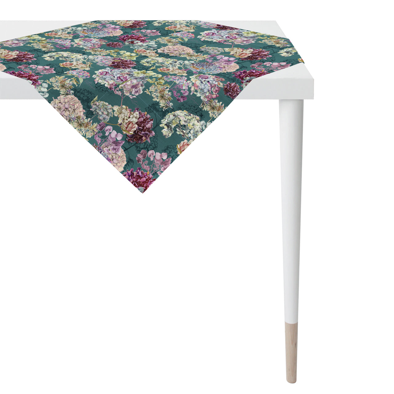 apelt-5253-tischdecke-bl-ten-allover-hortensien image 1