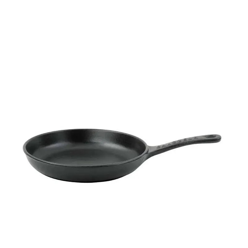 chasseur-bratpfanne-20-cm-emailliertes-gusseisen-matt-black-mit-gussgriff image 1