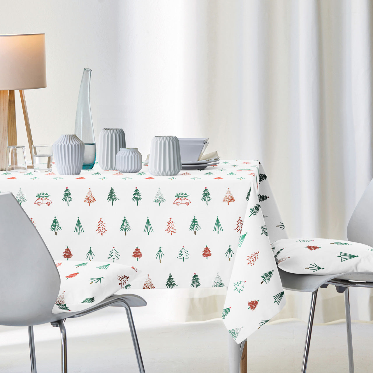 apelt-5825-tischdecke-handgezeichnete-tannenbaumformen-christmas image 6