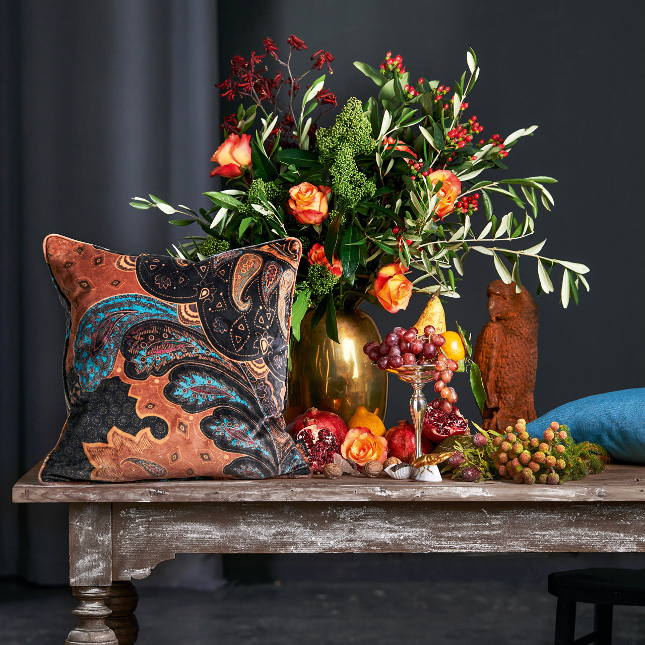 apelt-zoe-kissen-paisley-muster-samt-braun-mit-keder image 2