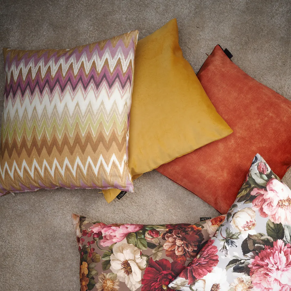 apelt-zigzag-kissen-zick-zack-look-mit-f-llung image 1