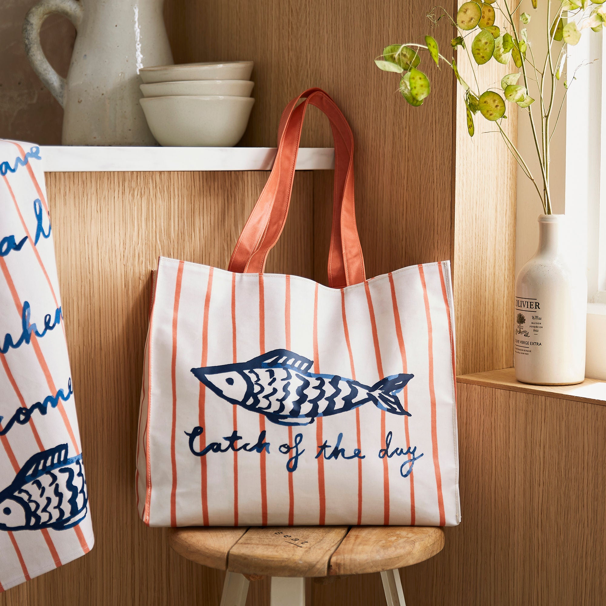 ulster-weavers-catch-of-the-day-schultertasche-pvc-mehrfarbig image 2